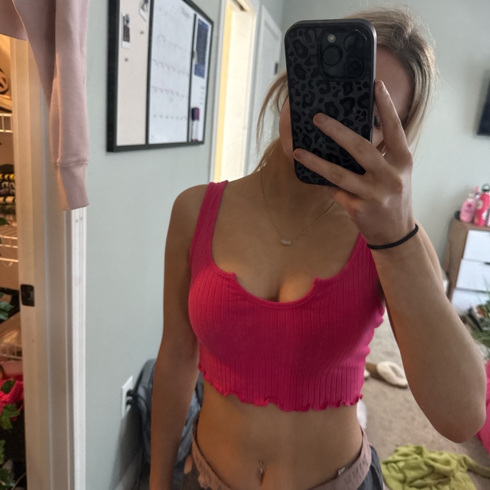 Fuchsia Ribbed Tank Top - Picture 4 of 4